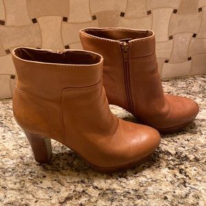Boots- ankle boots size 7
